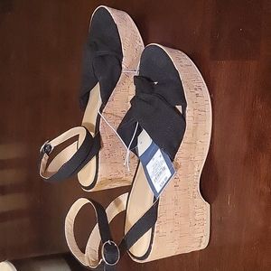 COPY - NWT Black sandals with cork sole and wedge herl